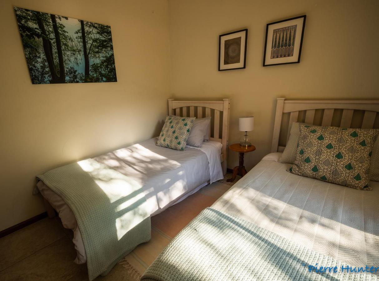 Shutters On Hilltop, スカボロー エクステリア 写真